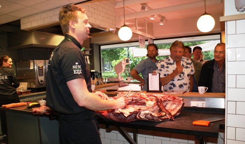 Eerste eigen Black Angus rund bij Slagerij Van Eijk BBQ vlees | Bestel online bij Slagerij Aad van Eijk