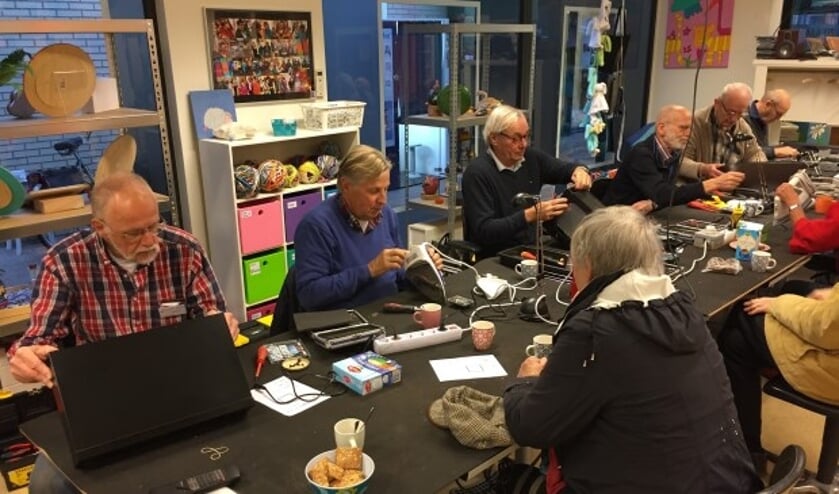 <p>Het Repair Café blijft voorlopig nog dicht. </p>