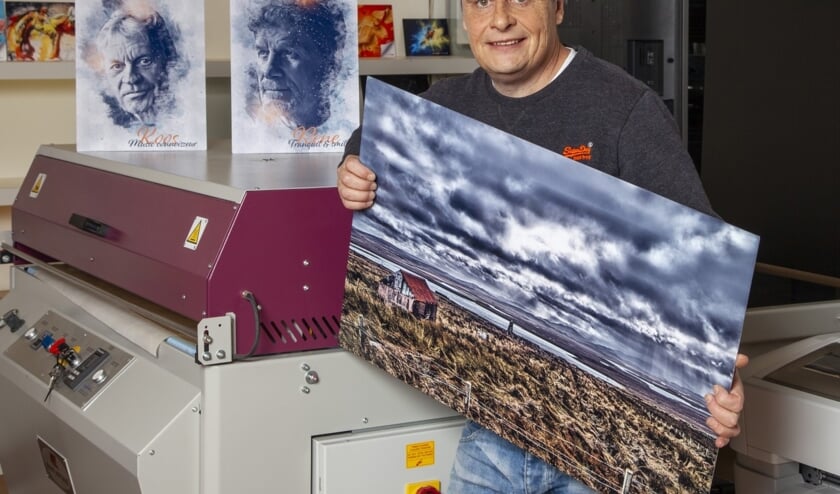 <p>'Ik vind het ontzettend leuk dat ik zo’n mooi product aan de particulier kan aanbieden, waar ik voorheen alleen aan bedrijven en musea leverde’, zegt Jules Perel. Foto: Mijn idé</p>