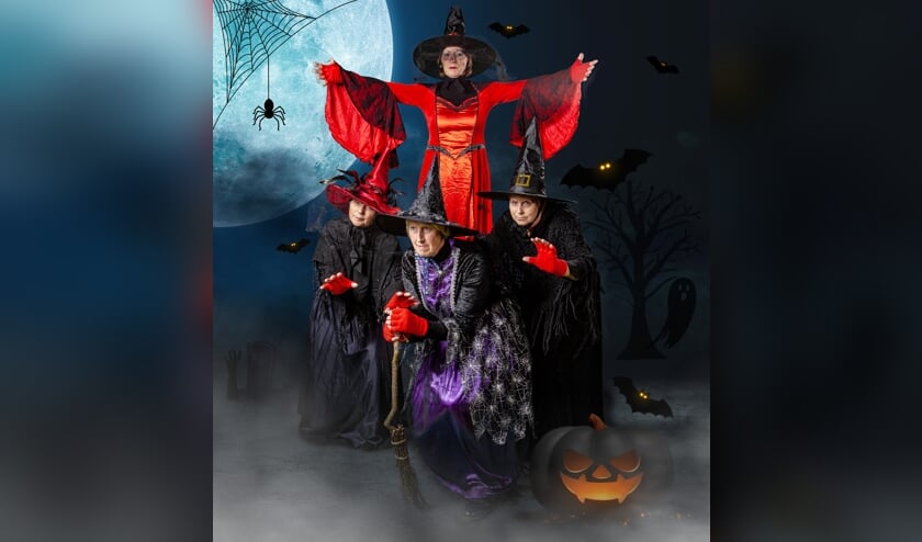 <p>halloween background concept, backgrounds night sky with full moon and clouds. Elements of this image furnished by NASA</p>