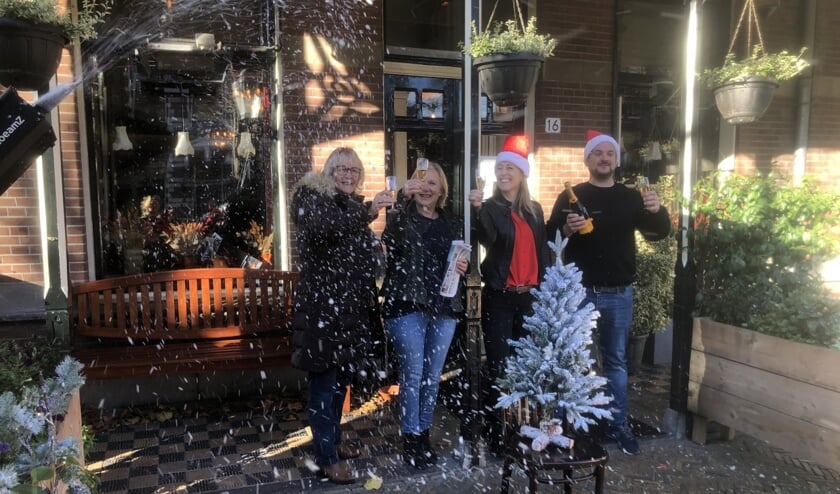 <p>Woensdag werden opnames gemaakt voor de Kerstclip van The Rockschool. Foto: VSK<br><br></p>