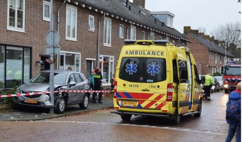 <p>Ravage op de Louise de Colignylaan na een eenzijdig ongeval. Foto: PR</p>