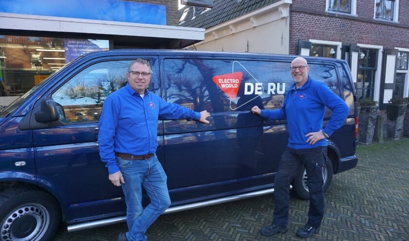 <p>Gerard de Ru en Remko Meijer startten begin dit jaar met De Ru Service. Het blijkt een gouden greep. Foto: VSK</p>