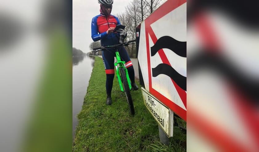 <p>Wielertoerclub Voorschoten reed afgelopen zondag de derde oliebollentocht. Foto: WTC Voorschoten</p>