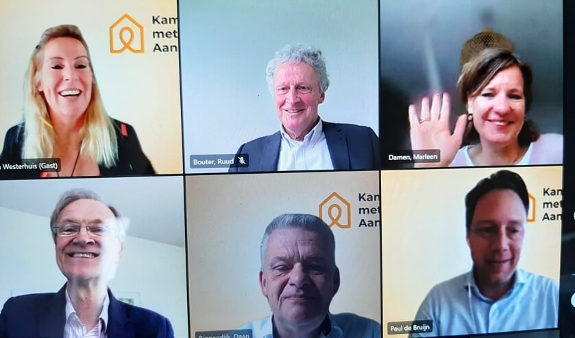 <p>In een online vergadering startte 'Kamers met aandacht'. </p>