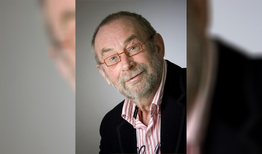 Hans Dorresteijn stelt de paus medeverantwoordelijk voor de overbevolking en klaagt hem aan vanwege de eikenprocessierups (Foto: pr).