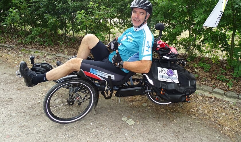 Ruud op de fiets.