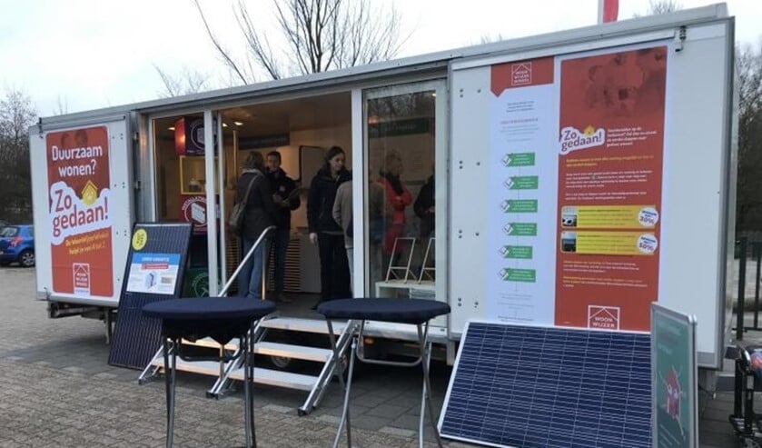 <p>De WoonWijzerWagen die advies geeft over de verduurzaming van woningen. Hiervoor kunt u bij de gemeente subsidie en/of een goedkope lening aanvragen (archieffoto).</p>