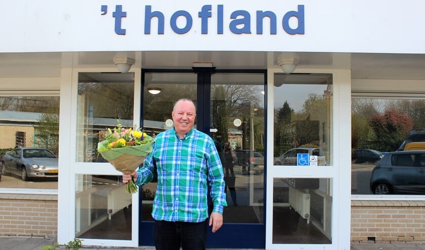 Kadar Sayadi is huismeester in 't Hofland in Pijnacker: "Ik heb nog nooit zoveel plezier in mijn werk gehad, ik denk vooral door het contact met de bewoners.