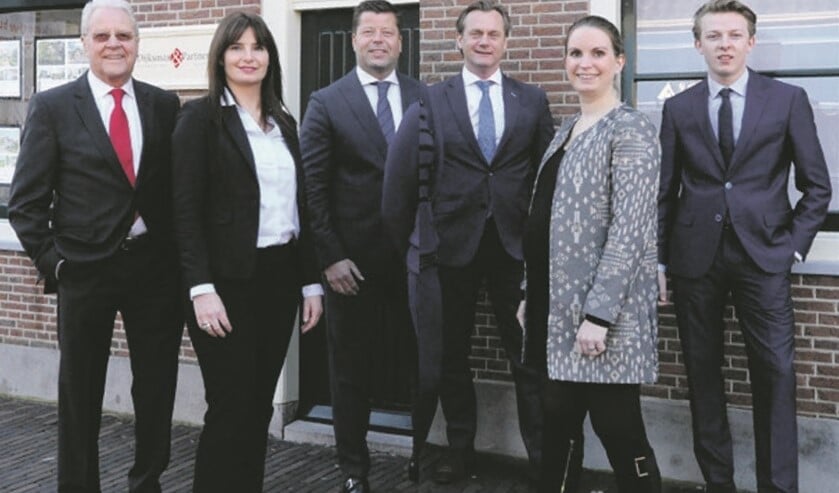 Jan Dijksman, Bea Verhoop, Jan Willem Dijksman, Edwin Doesburg, Julia Diepenveen en Niels van Rees.