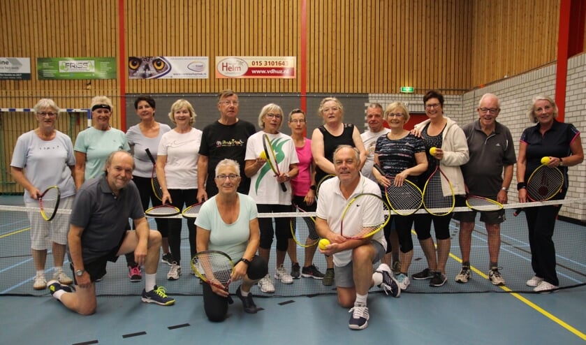 Deze Dynamic Tennissers zijn nog helemaal bij. Tijdens de Wereld Alzheimer Week houdt Dynamic Tennis Open Huis.