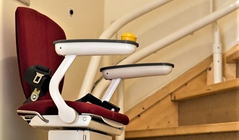 <p>Voor hulp bij het huishouden, een rolstoel, scootmobiel of taxivervoer, een traplift of een woningaanpassing kunnen inwoners bij de gemeente terecht. </p>