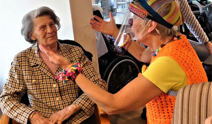 <p>Contactclown Toet op bezoek in Florence De Mantel (foto: PR)</p>