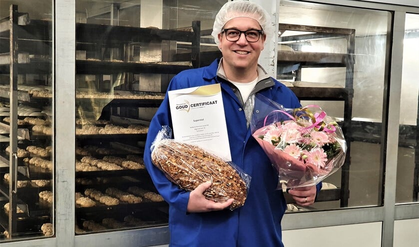 <p>De Superstol van Bakkerij Remmerswaal is door het Nederlands Bakkerij Centrum in Wageningen Bekroond met Goud (foto: pr).</p>
