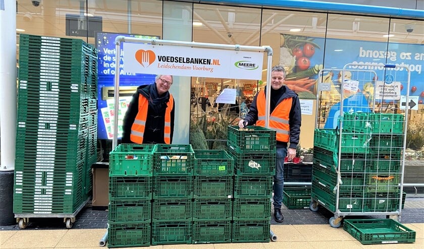 <p>De voedselbank heeft veel hulp gehad van zo'n 75 vrijwilligers, waaronder van de Rotary Club, de Lions Club en PuuRR aan de Vliet (foto: pr). </p>