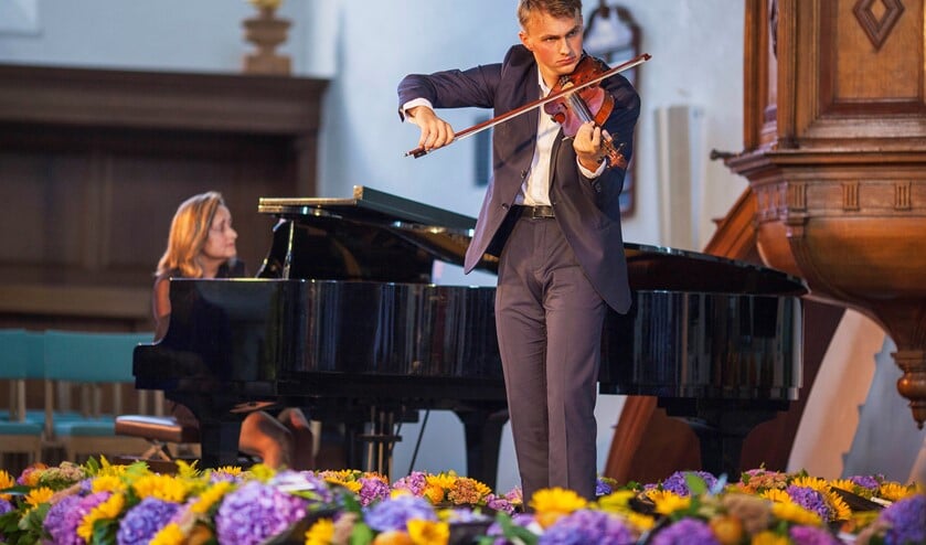 Concert met jeugdmusici in de Oude Kerk tijdens een vorige editie van het Huygens Festival (foto: Hilbert Krane).