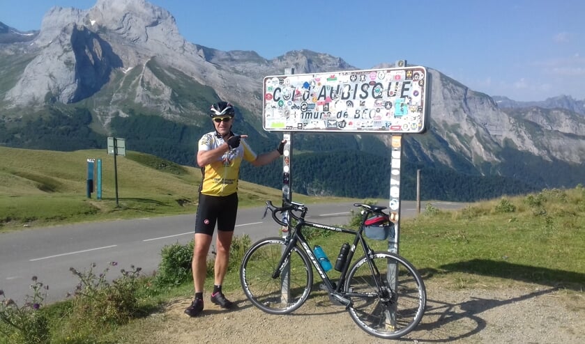 Hans bovenop Col d'Aubisque.