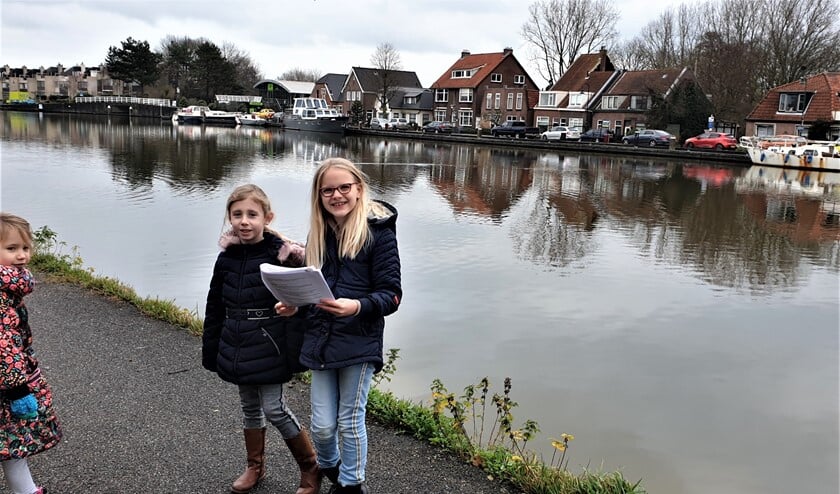 <p>De speurtocht ‘Ontdek je Stad!’ in het centrum van Leidschendam was een groot succes met meer dan 90 deelnemers(foto: pr SenW).</p>