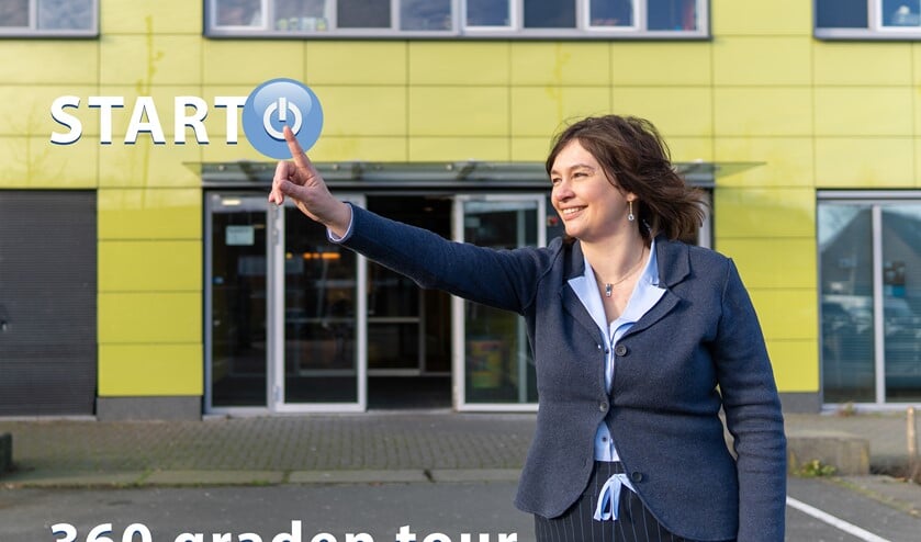 <p>Astrid Buijs, rector van het Picasso Lyceum, geeft het startsein van de 360 graden tour. (foto: Stefan Grootenboer).</p>