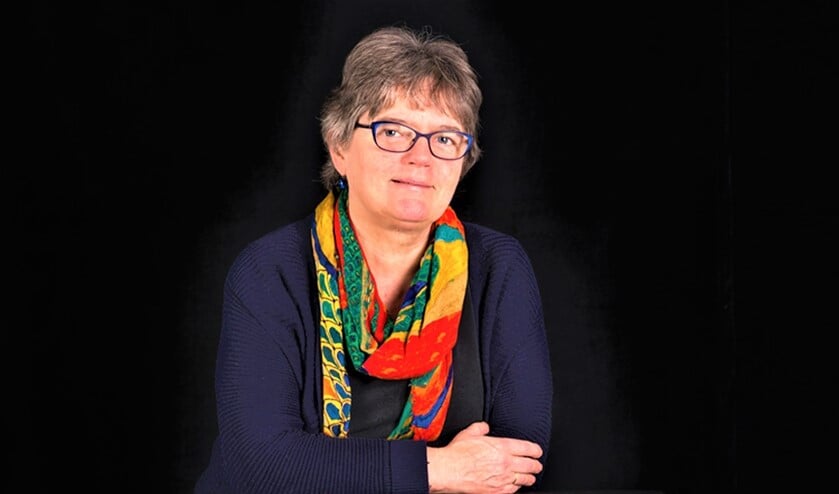 <p>Christin Kliphuis is een veelzijdig schrijfster. Zij schreef 21 kinderboeken, 2 autobiografische boeken en diverse gedichten en blogs. </p>