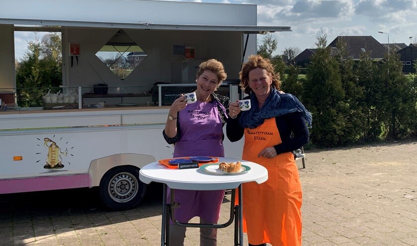 <p>De Katwijkerburen pakken vanaf aanstaande zaterdag elke weekend uit op de Molenlaan. Met onder andere heerlijke broodjes, taart, soep, koffie en nog veel meer!</p>