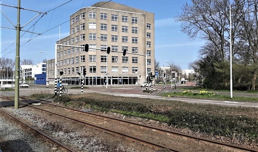 <p>In dit (voormalige) kantoorpand aan de Appelgaarde start naar verwachting op 19 april de zesde vaccinatie-<br>locatie in de regio Haaglanden (foto: gemeente LV).</p>