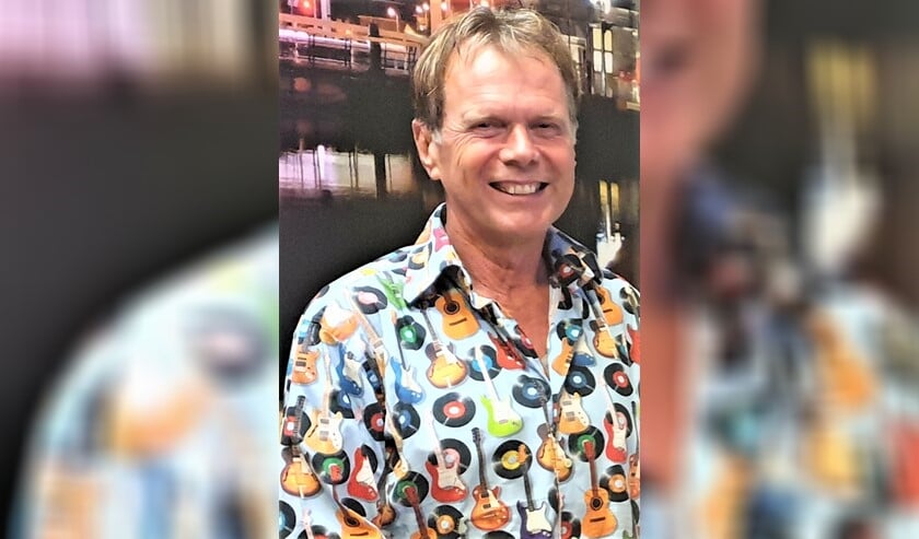 <p>De in Voorburg wonende kinderboekenschrijver, muzikant en muziekverzamelaar René de Haas (foto: pr).</p>