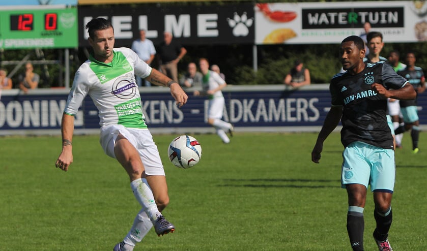 Spijkenisse geeft Ajax het nakijken. Fotografie: Peter de Jong.