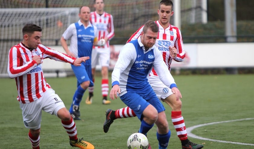 SCO'63 wist zondag de punten te pakken in het duel met Zwartewaal en won met 3-0.