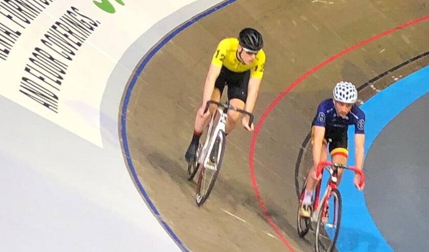 Lennart Reijtenbagh (links) draaide in de Zesdaagse van Rotterdam als junior goed mee in de strijd om de Talents Cup.