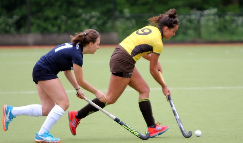 De dames van HV Spijkenisse wonnen zondag op sportpark Groenewoud van Prinsenbeek.