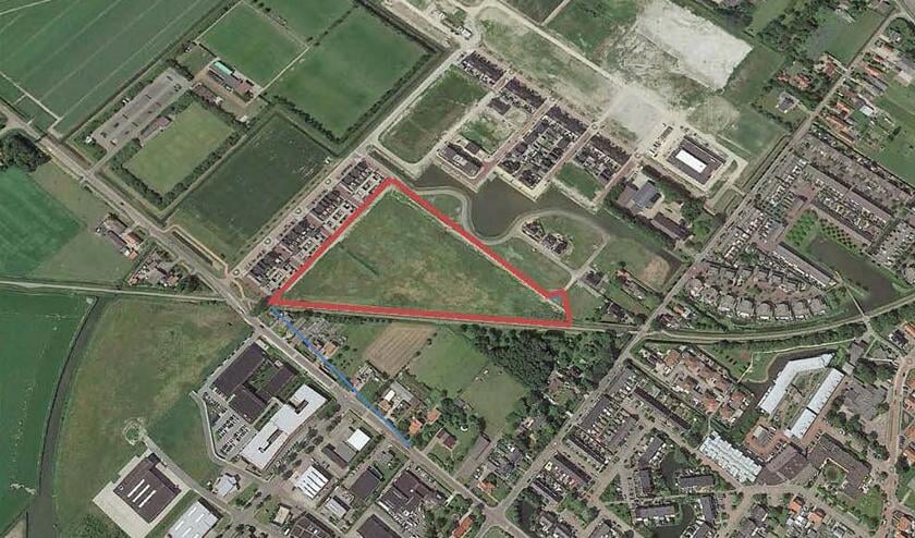 Het plangebied valt binnen de rode lijnen.