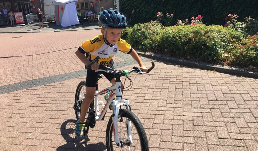 Jesse Timmer won in de categorie grote mini-jongens