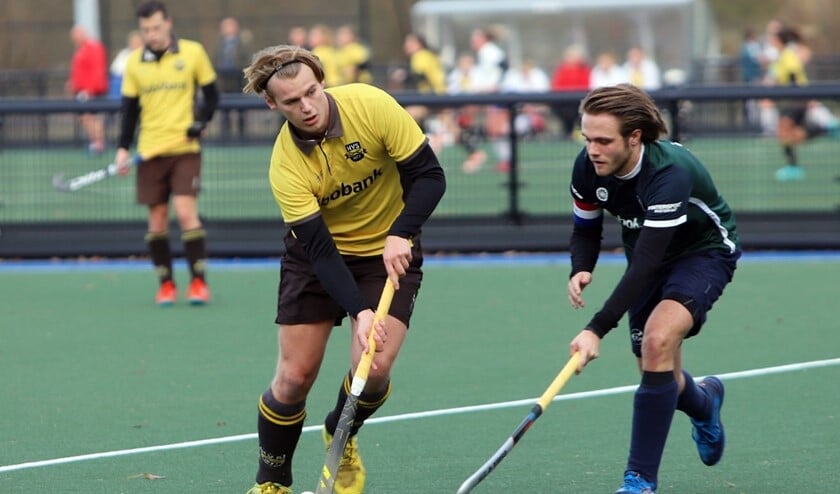 De mannen van HV Spijkenisse waren zondag met 5-3 te sterk voor DDHC. De ploeg had de punten nodig. Fotografie: Peter de Jong
