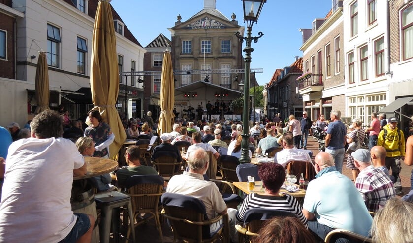 <p>Archieffoto Markt in Brielle</p>