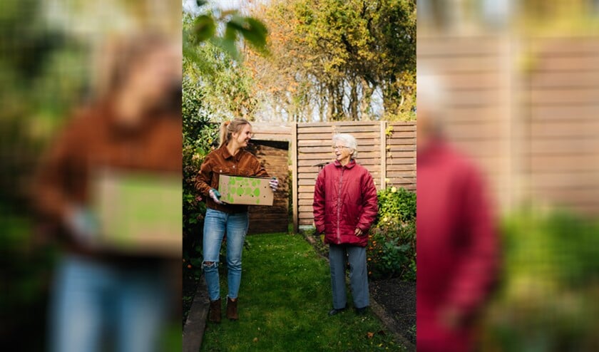 <p>Bloombol wil met de actie aandacht vragen voor eenzame ouderen en hen tuingeluk laten ervaren.</p>