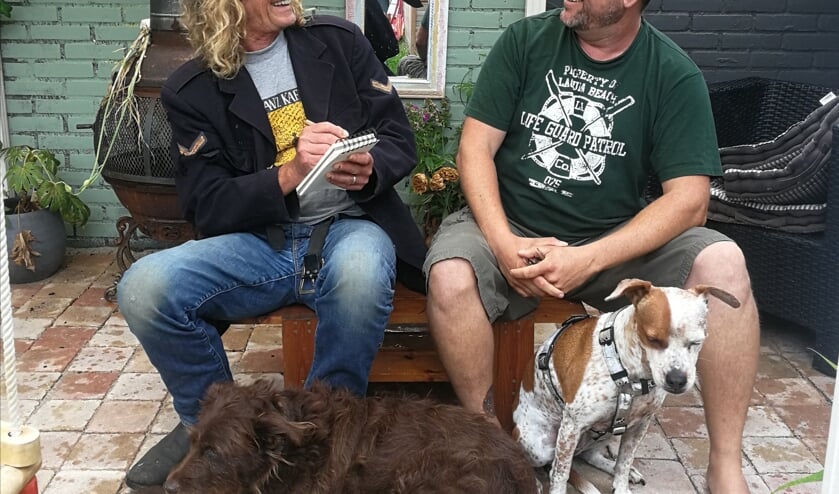 Correspondent Frank/Janine met Kliko en Bjorn Noordzij met Dushy