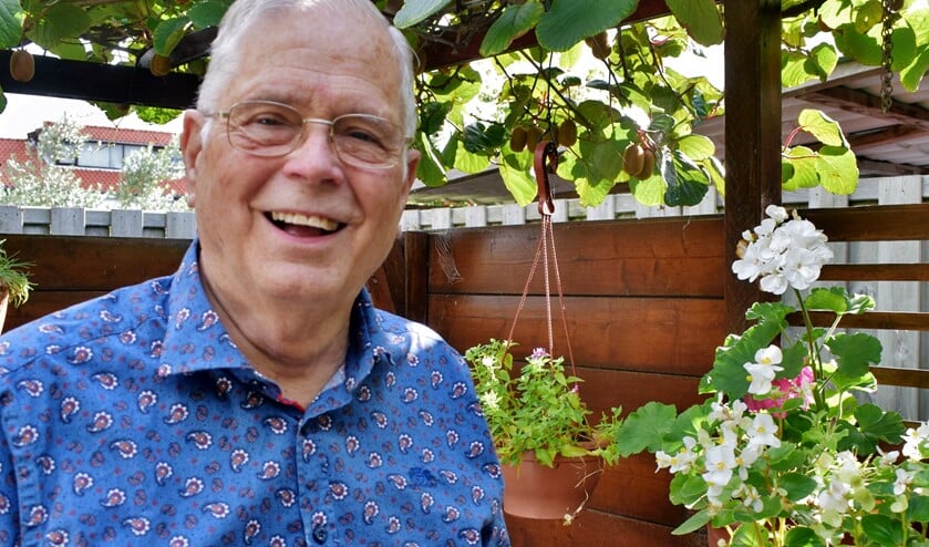 Mijnheer Hartkamp is nog elke dag druk in de weer