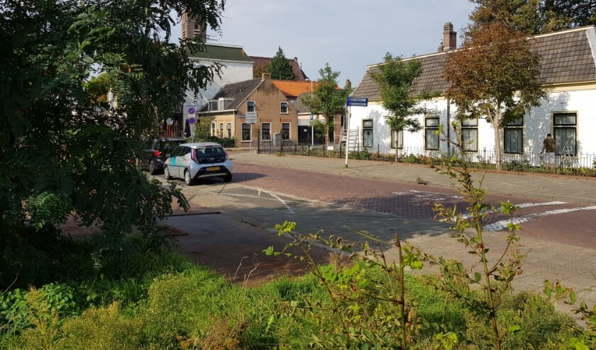 Dijkweg met molenaarshuis en Huize Bijdorp. Foto: (PR)