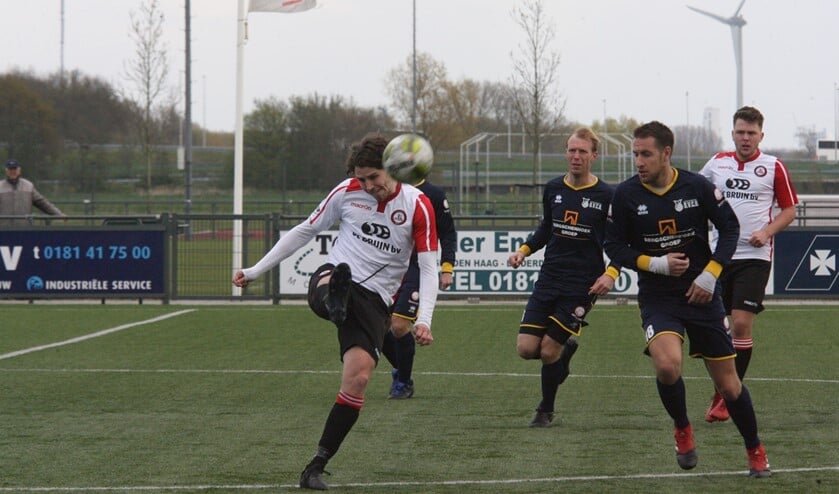 Marcel van den Berg tekende voor de 1-2 van Brielle in het bekerduel bij Excelsior '20. Archieffoto: Wil van Balen.