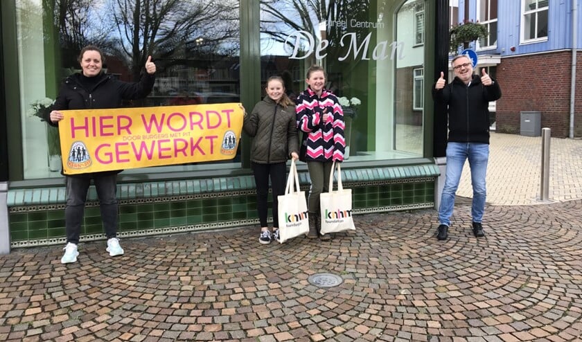 <p>De meiden kregen een goodiebag gevuld met leuke gadgets </p>