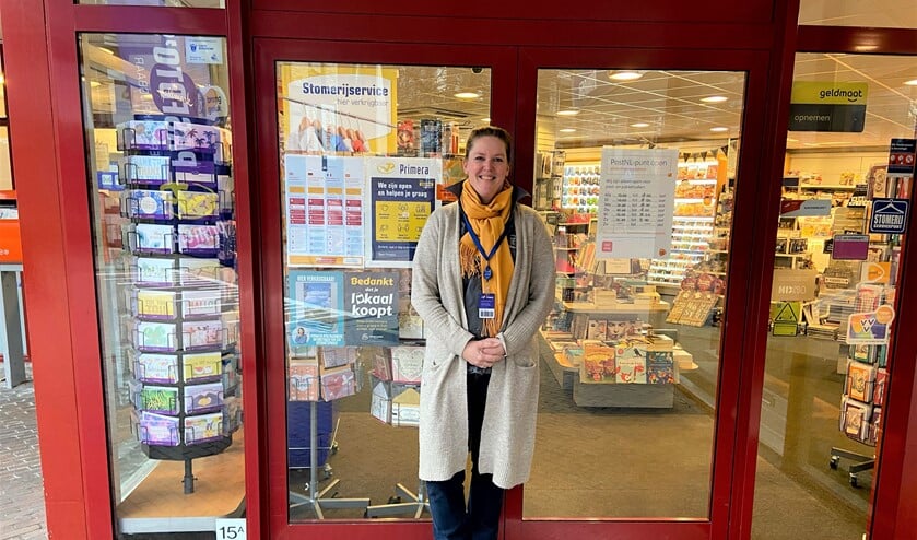 <p>Help de lokale boekhandel te overleven tijdens de lockdown door boeken te bestellen. Dat kan via hun site, WhatsApp, telefonisch of per mail. U helpt ook uzelf, want de boekhandel is het tankstation voor de geest! </p>