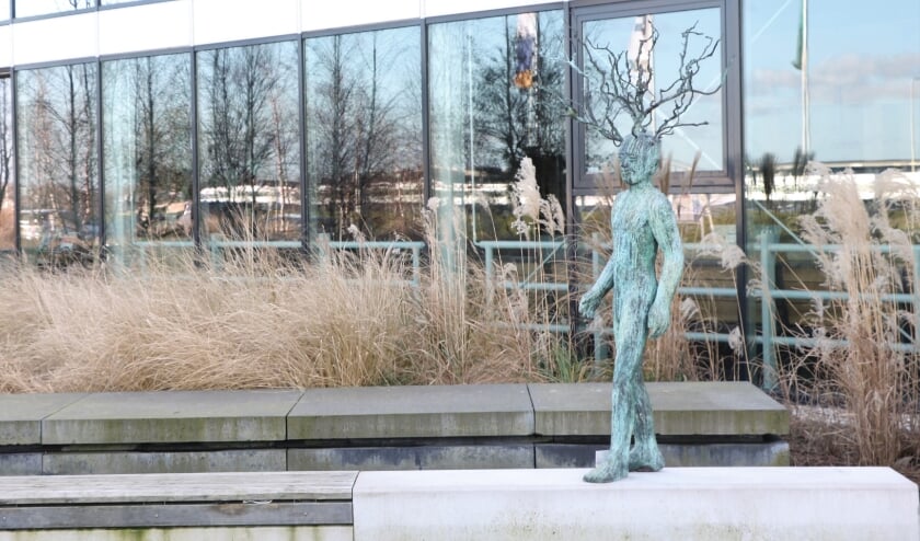<p>Na afwezigheid van ruim twee jaar siert De Groendenker weer het Westlandse straatbeeld. Foto: (PR)</p>