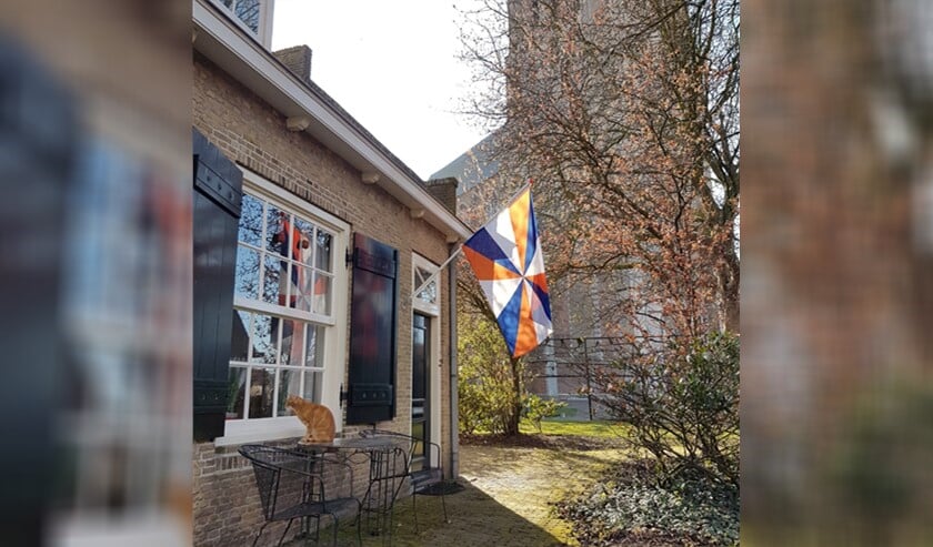 <p>Op veel plekken hangt de Geuzenvlag al!</p>