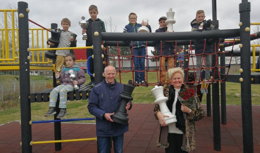 <p>Prijsuitreiking individuele schakers. Foto: (PR)</p>