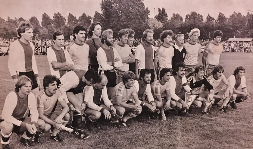 <p>Bijzondere samenstelling van bijzondere voetballers</p>