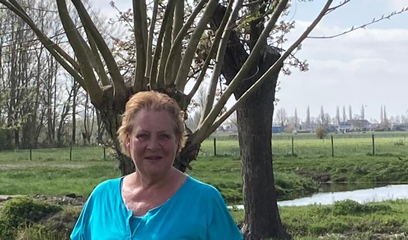 <p>Zodra het koor weer bij elkaar mag komen, laat Wil de stemmen oefenen.</p>