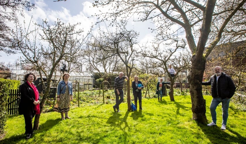 <p>Vlnr: De Vereeniging, Fietsen voor m’n eten, Stichting School’s cool Westland en Stichting Cleanup Team Westland. Foto: (PR/Thierry Schut) </p>