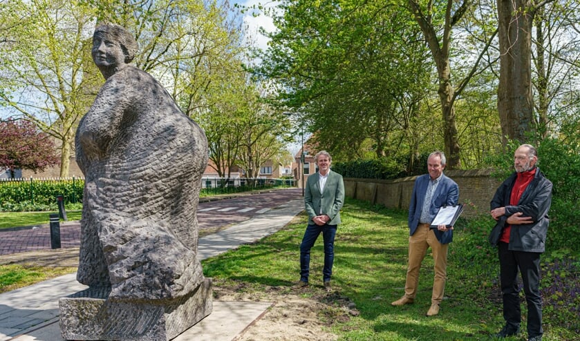 De schenkingsacte is ondertekend. Pedita gaat niet meer weg uit Heenvliet.