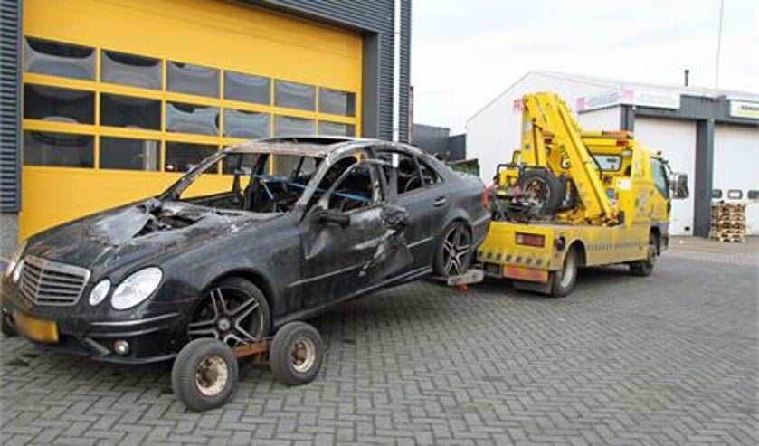 totaal vernield afgevoerd